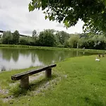 Holiday home Maison Normande Typique 10 Pers , Grande Piece A Vivre ,Cheminee, Grand Jardin